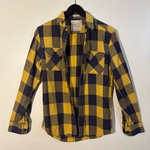 American Eagle Outfitters Yellow and Black Plaid Shirt